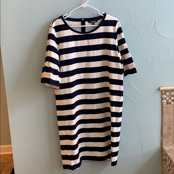 Lauren Ralph Lauren Dresses & Skirts - Peplum Sleeve Ralph Lauren XL